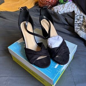 Cityclassified Elegant Black Heels